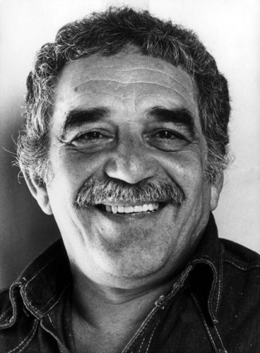 Gabriel garcia marquez a very old man with enormous wings essay